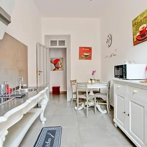  Appartamento Domvs Romae